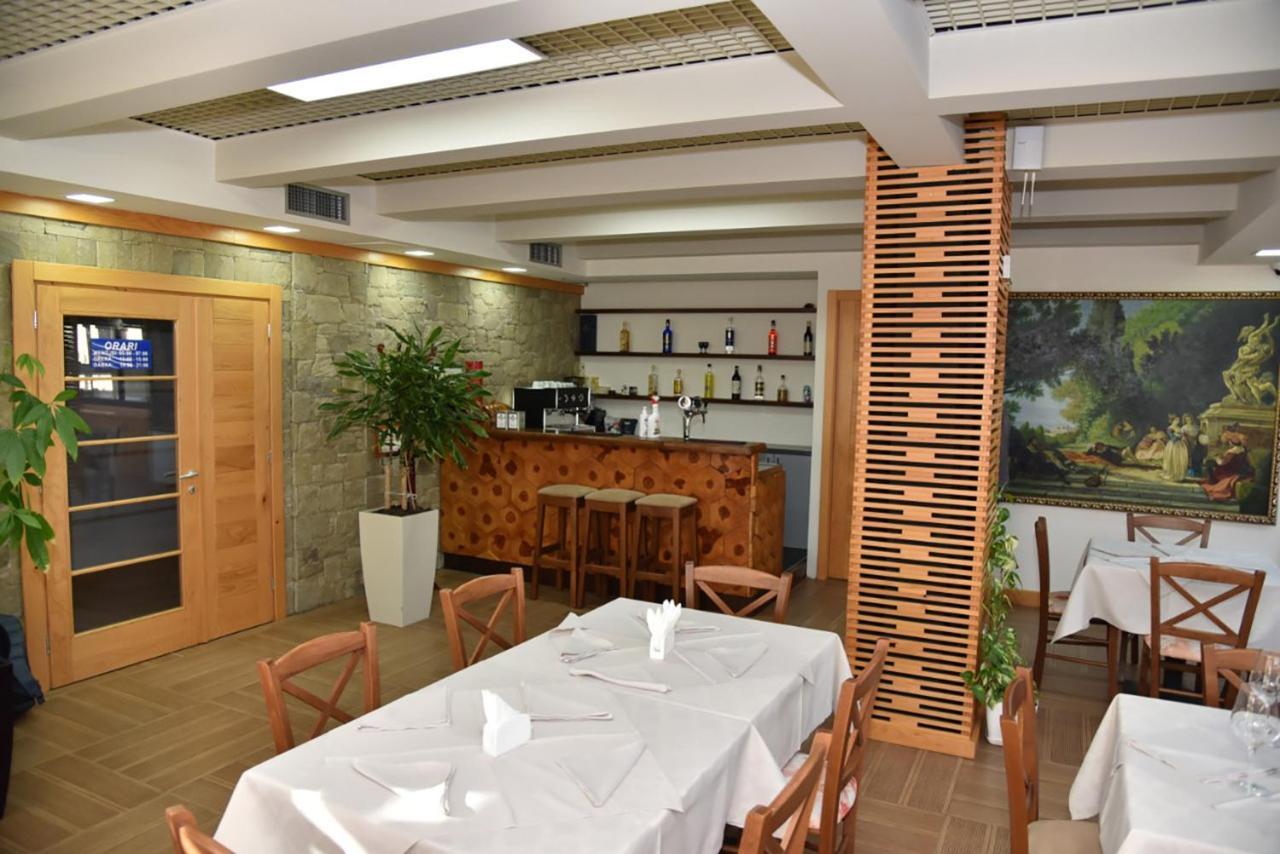 Hotel Imperiale Durres Exterior photo