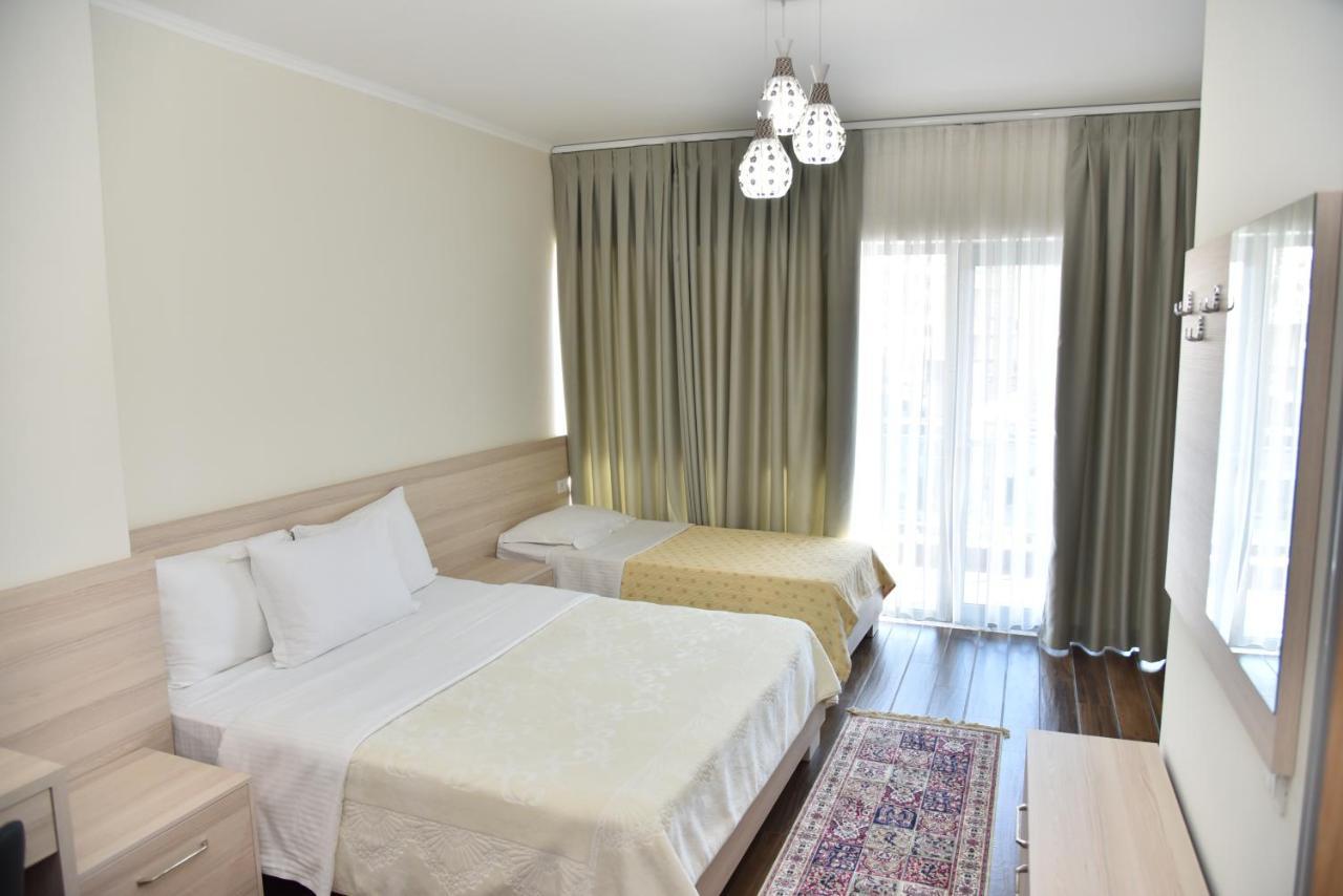 Hotel Imperiale Durres Exterior photo