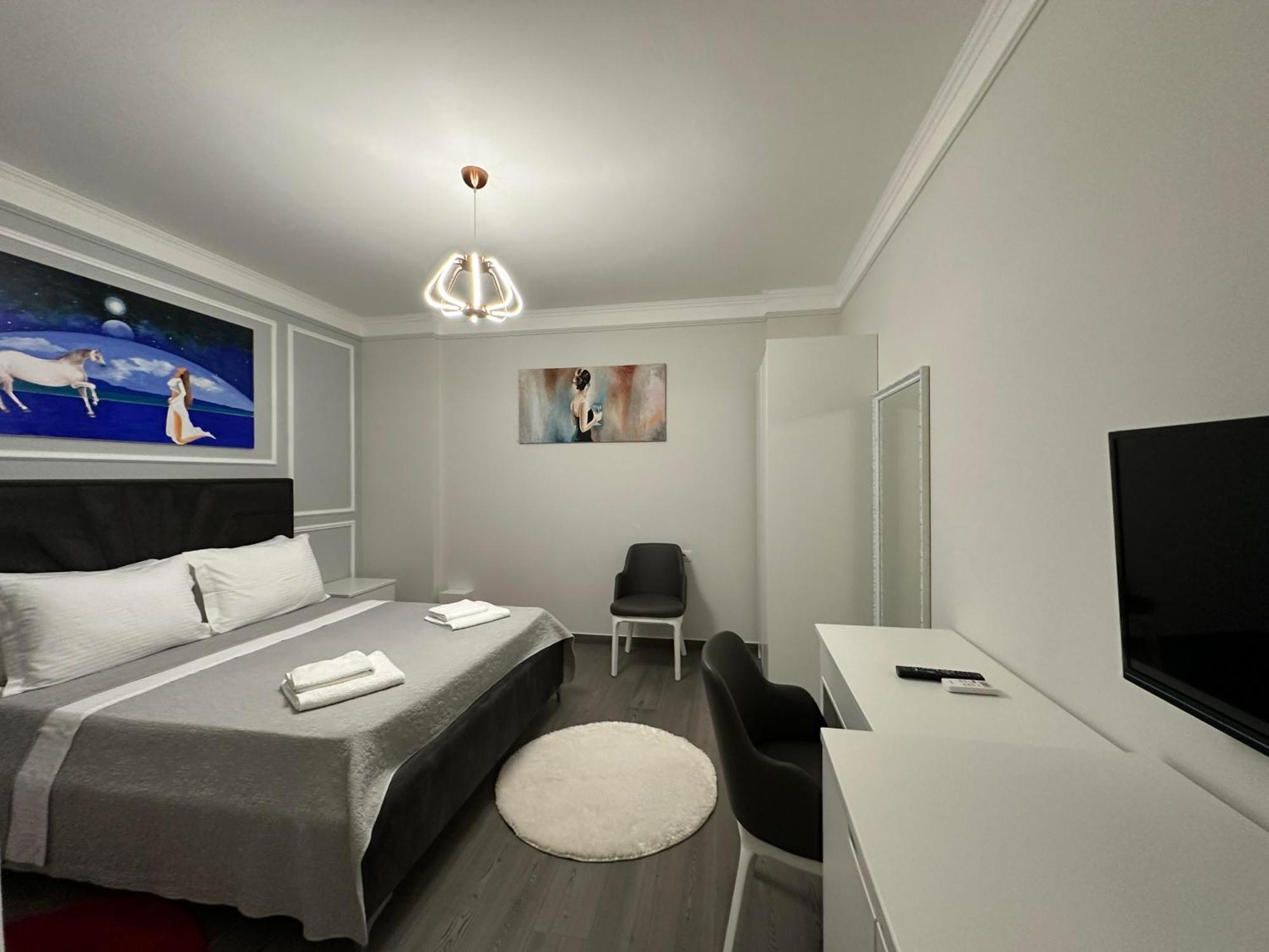 Hotel Imperiale Durres Exterior photo